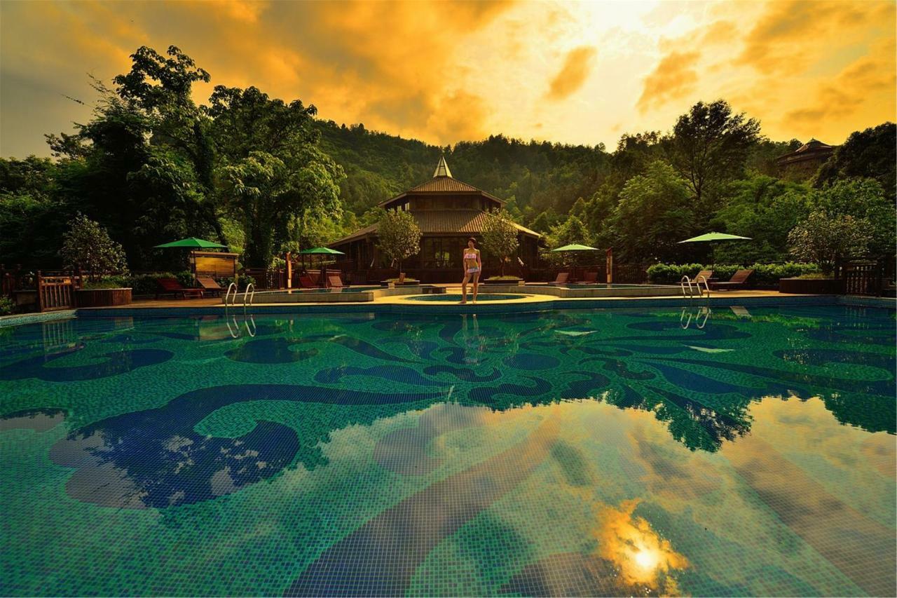 Harmona Resort & Spa Zhangjiajie Eksteriør bilde